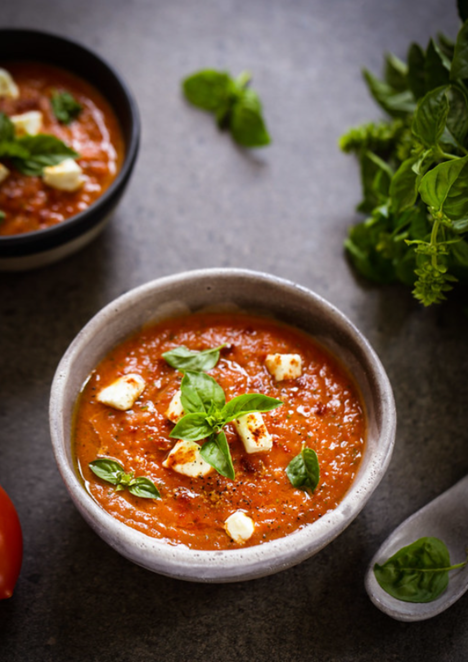 Soupe Tomate & Feta Rôtie : Le Dîner Réconfortant et Sain Prêt en 20 Min ! 🍅🧀